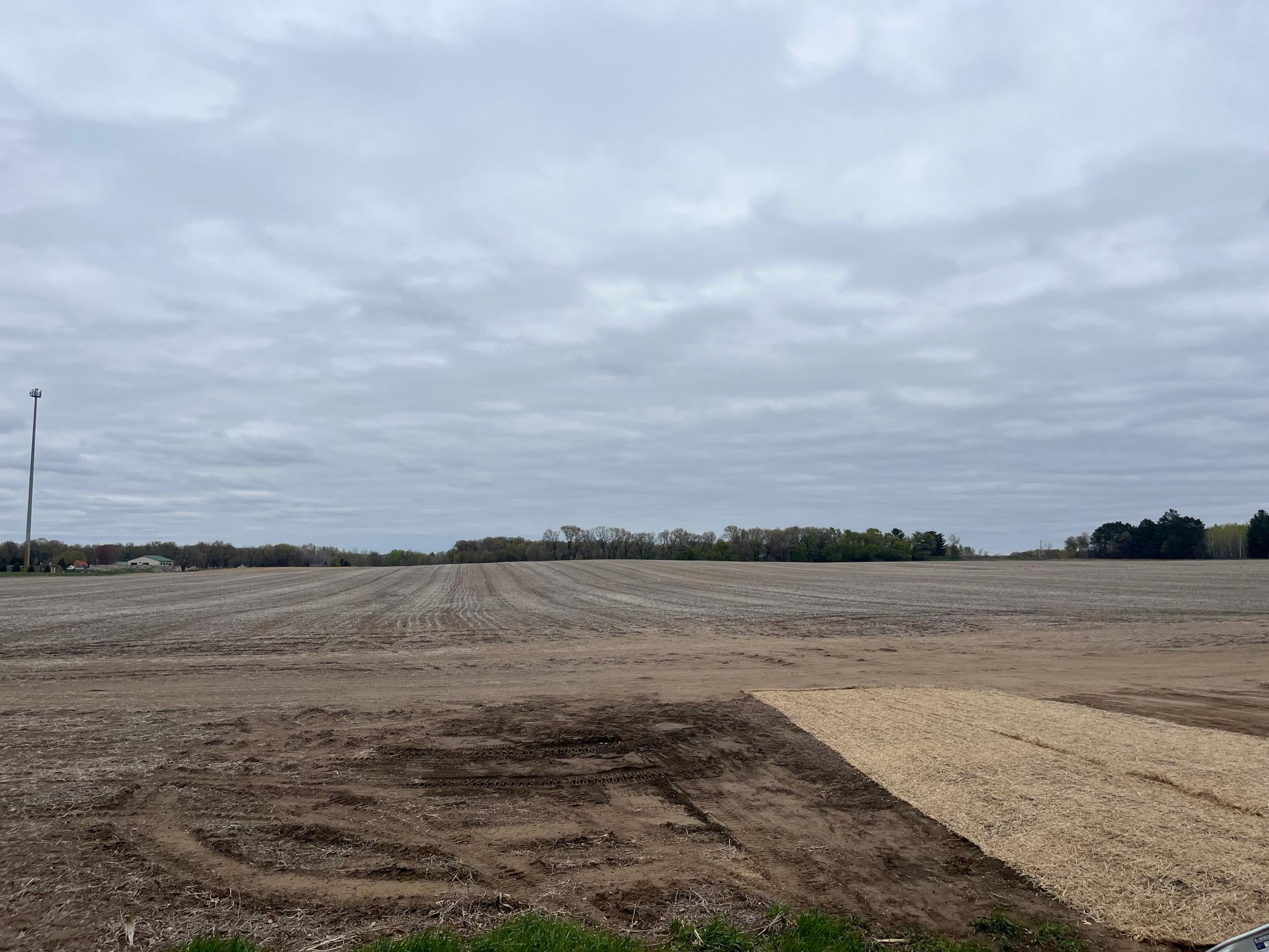 9+ acre lot in Isanti!