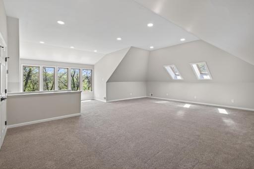 11801 Lockridge Avenue S, Hastings, MN 55033