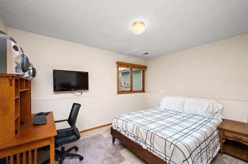 6213 Magda Drive, Osseo, MN 55369