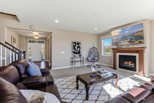 4469 Schilling Way, Saint Paul, MN 55129