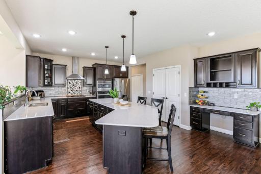 4469 Schilling Way, Saint Paul, MN 55129