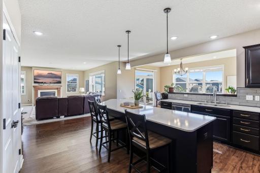 4469 Schilling Way, Saint Paul, MN 55129