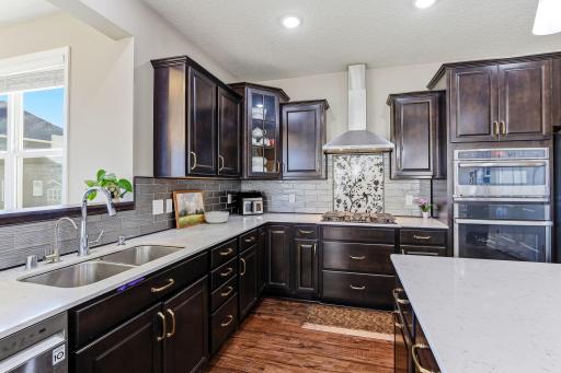4469 Schilling Way, Saint Paul, MN 55129