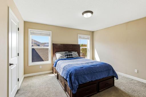 4469 Schilling Way, Saint Paul, MN 55129
