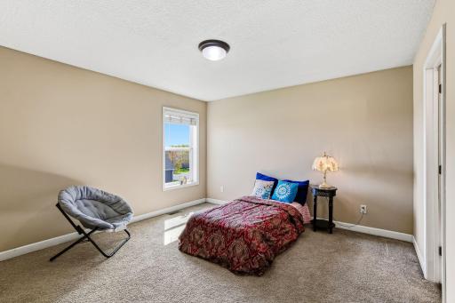 4469 Schilling Way, Saint Paul, MN 55129