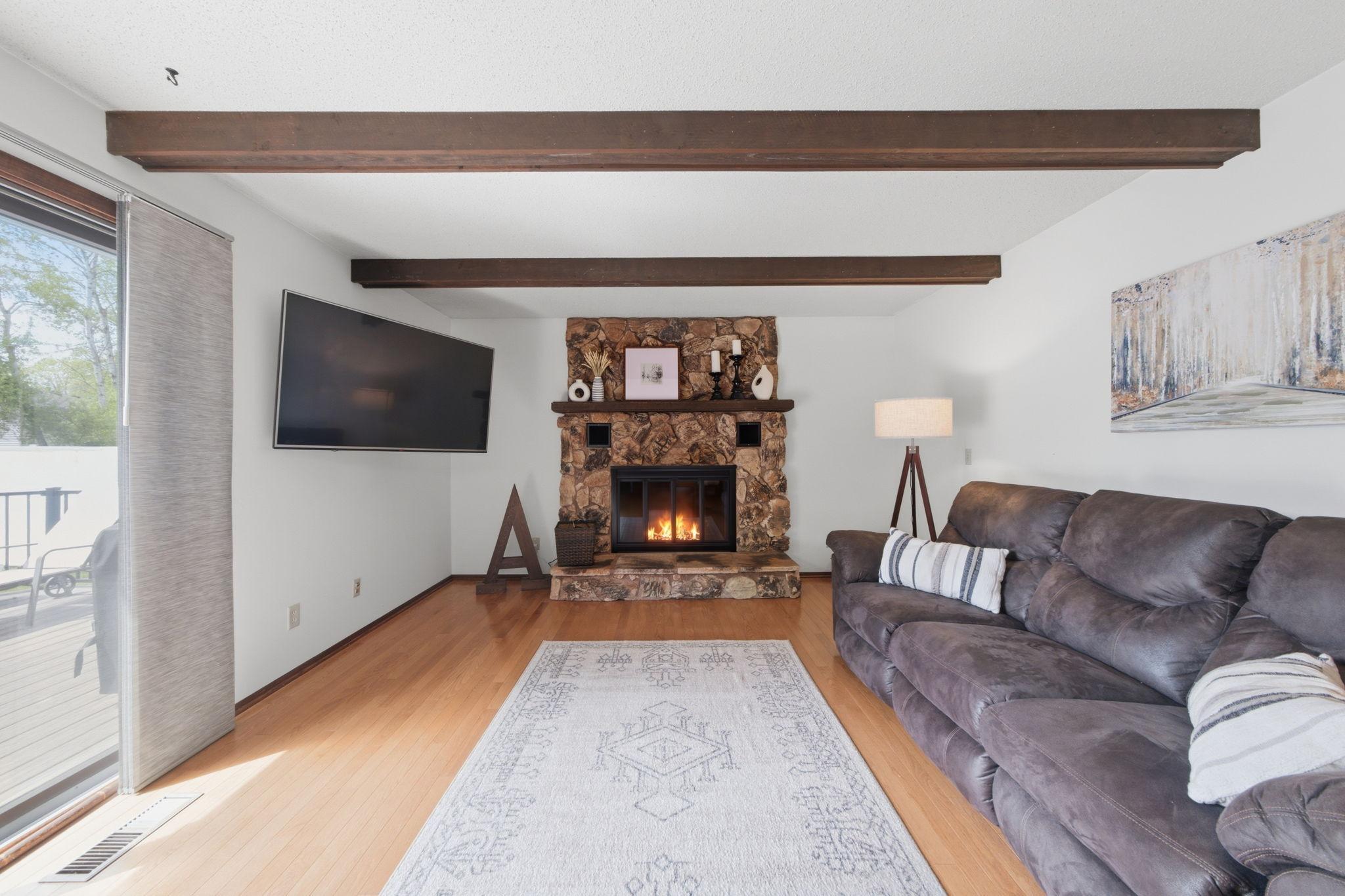 Cozy gas fireplace - decorative