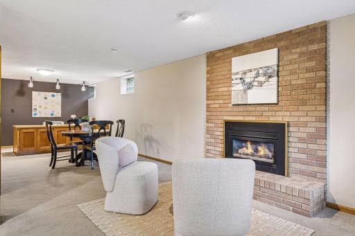 2124 Pleasant View Drive, Saint Paul, MN 55112