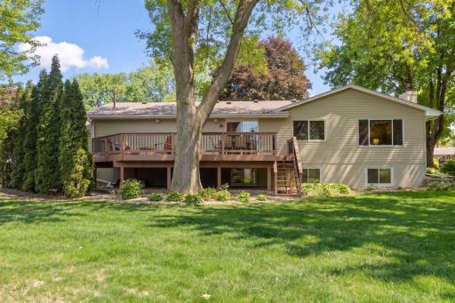 2124 Pleasant View Drive, Saint Paul, MN 55112