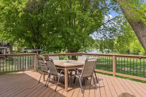 2124 Pleasant View Drive, Saint Paul, MN 55112