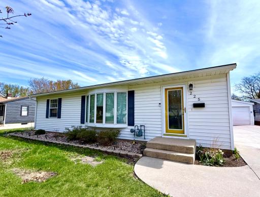 225 Sunrise Boulevard, Redwood Falls, MN 56283