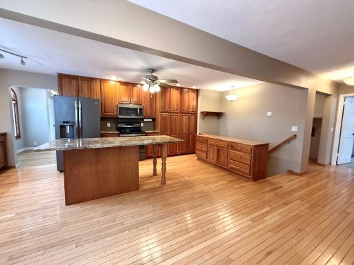 225 Sunrise Boulevard, Redwood Falls, MN 56283