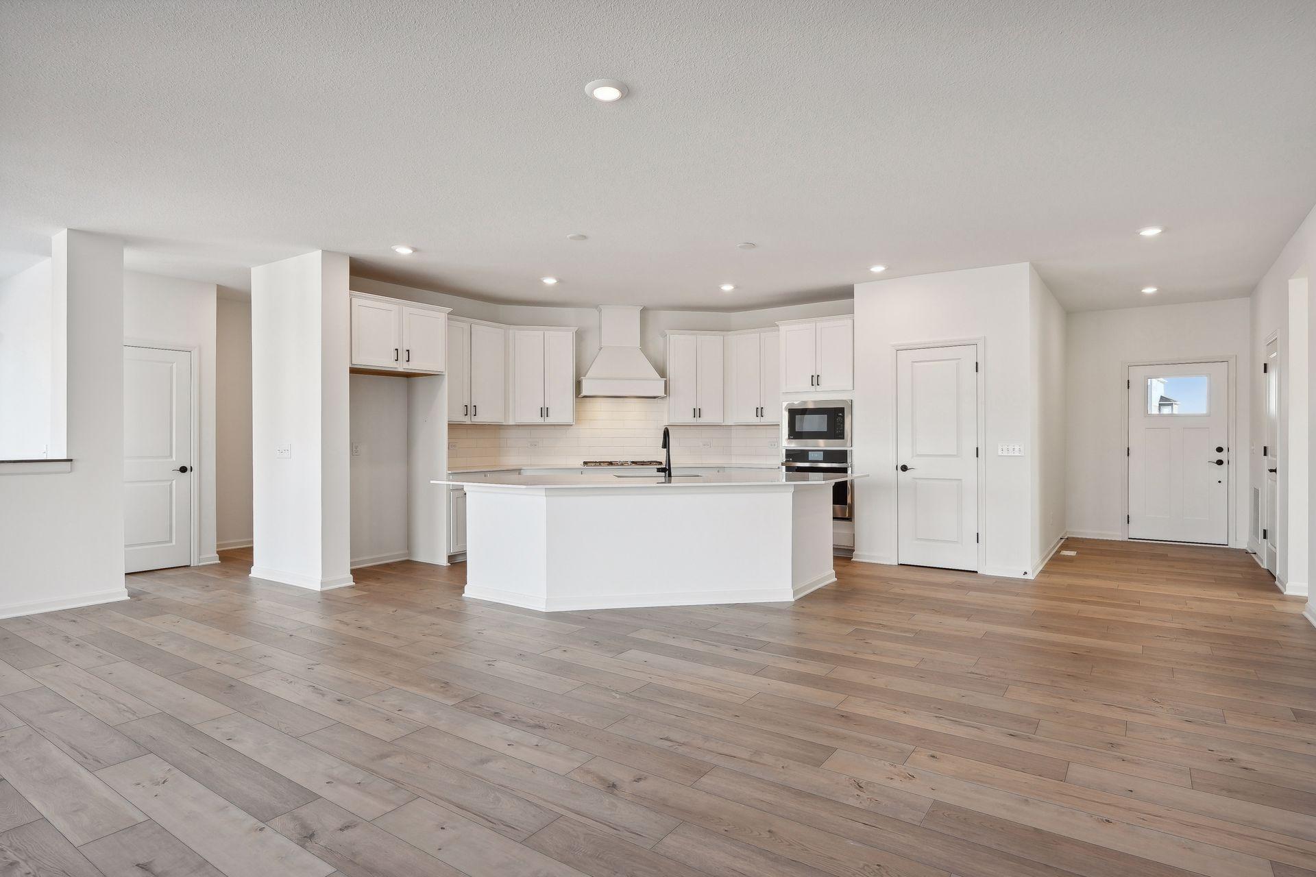 Gourmet Kitchen - Photos of Similar Home