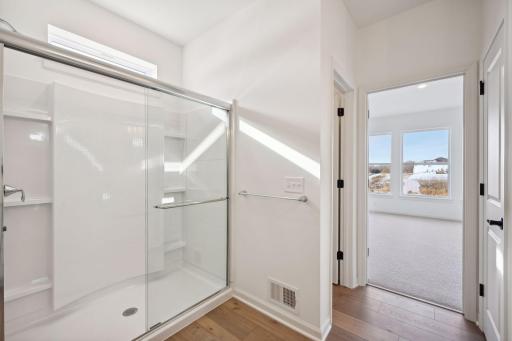 Owners Bathroom - Photos of Similar Home