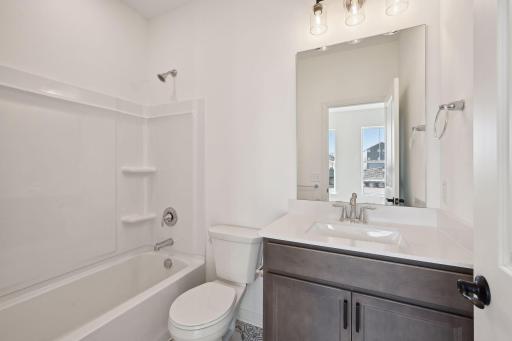 Second bedrooms bathroom - Photos of Similar Home