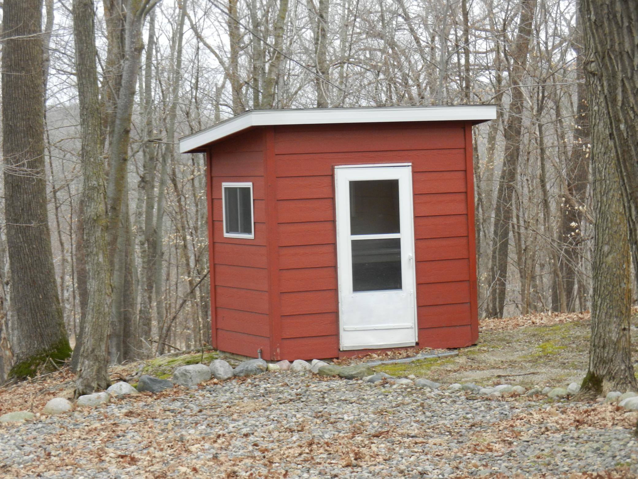 Fish cleaning building