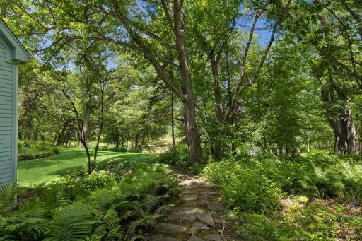 7 Mallard Lane, Saint Paul, MN 55127
