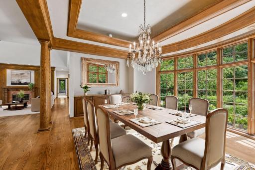 Made for Memorable Gatherings, an elegant setting for holiday celebrations, dinner parties, and special occasions with family and friends. Virtual staging
