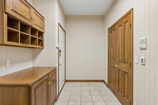7 Mallard Lane, Saint Paul, MN 55127