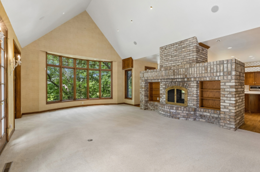 7 Mallard Lane, Saint Paul, MN 55127