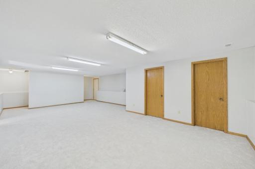 849 Windrow Drive, Saint Paul, MN 55109