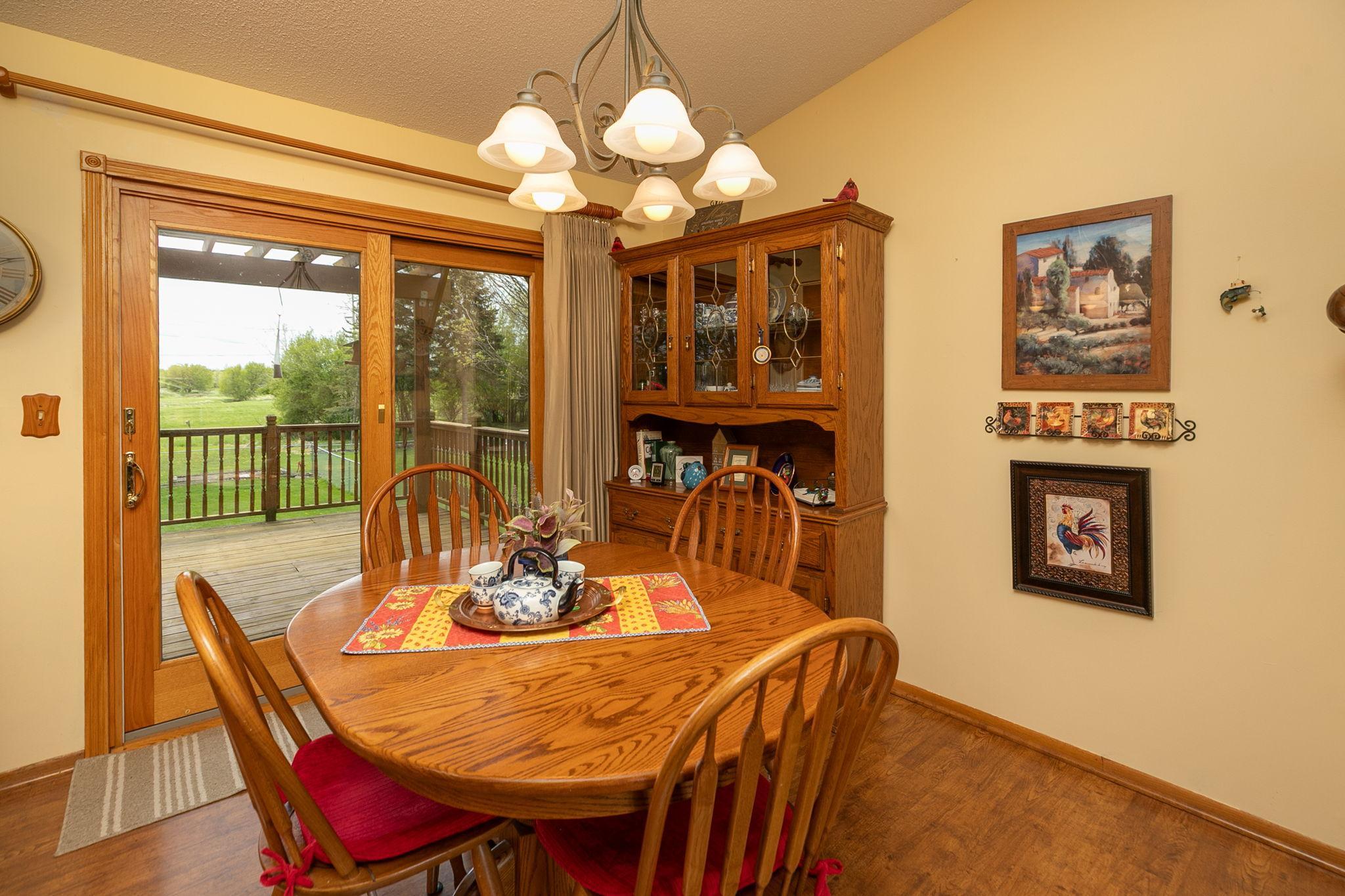 8-web-or-mls-08-Dining Room.jpg