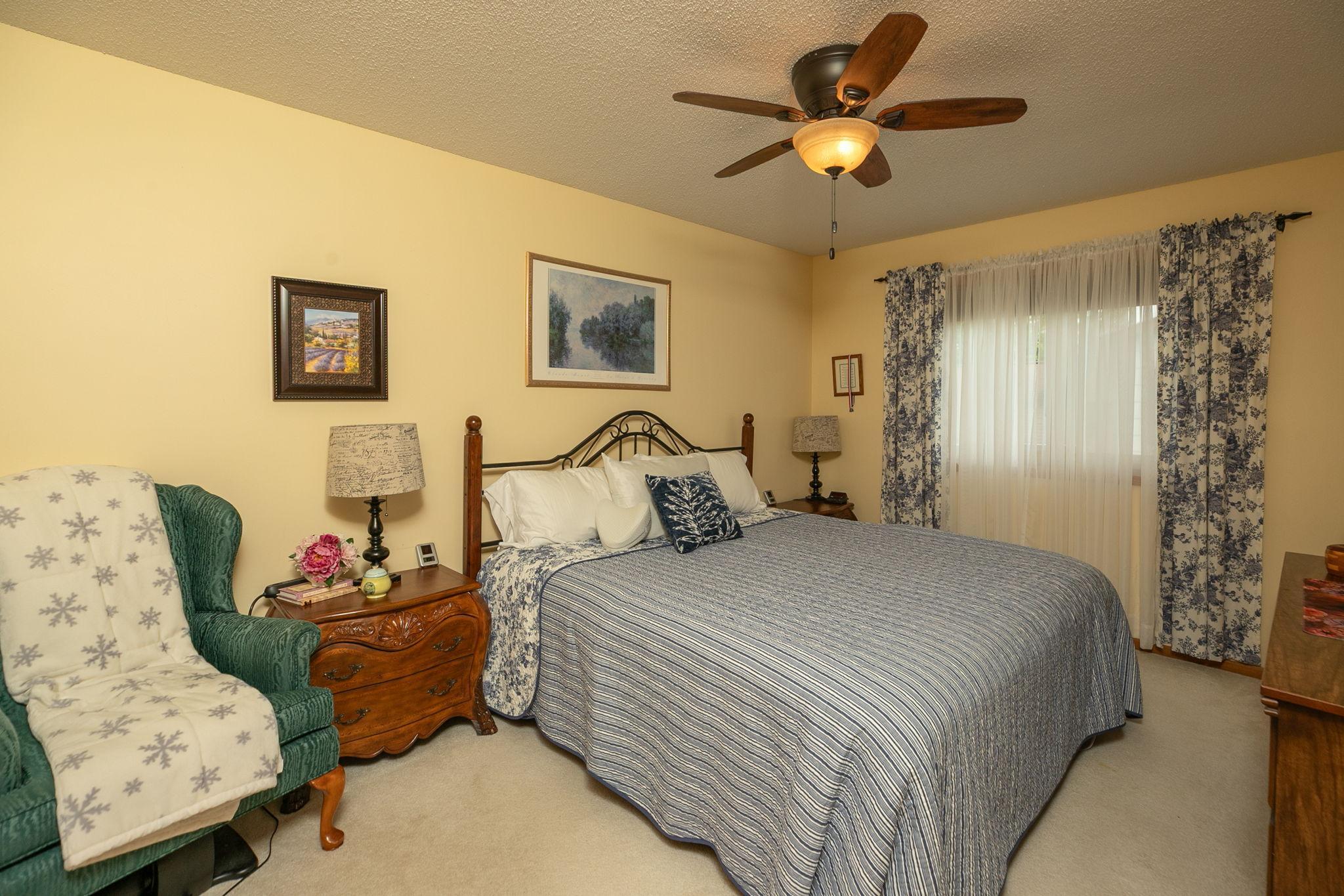 15-web-or-mls-15-Bedroom 1.jpg