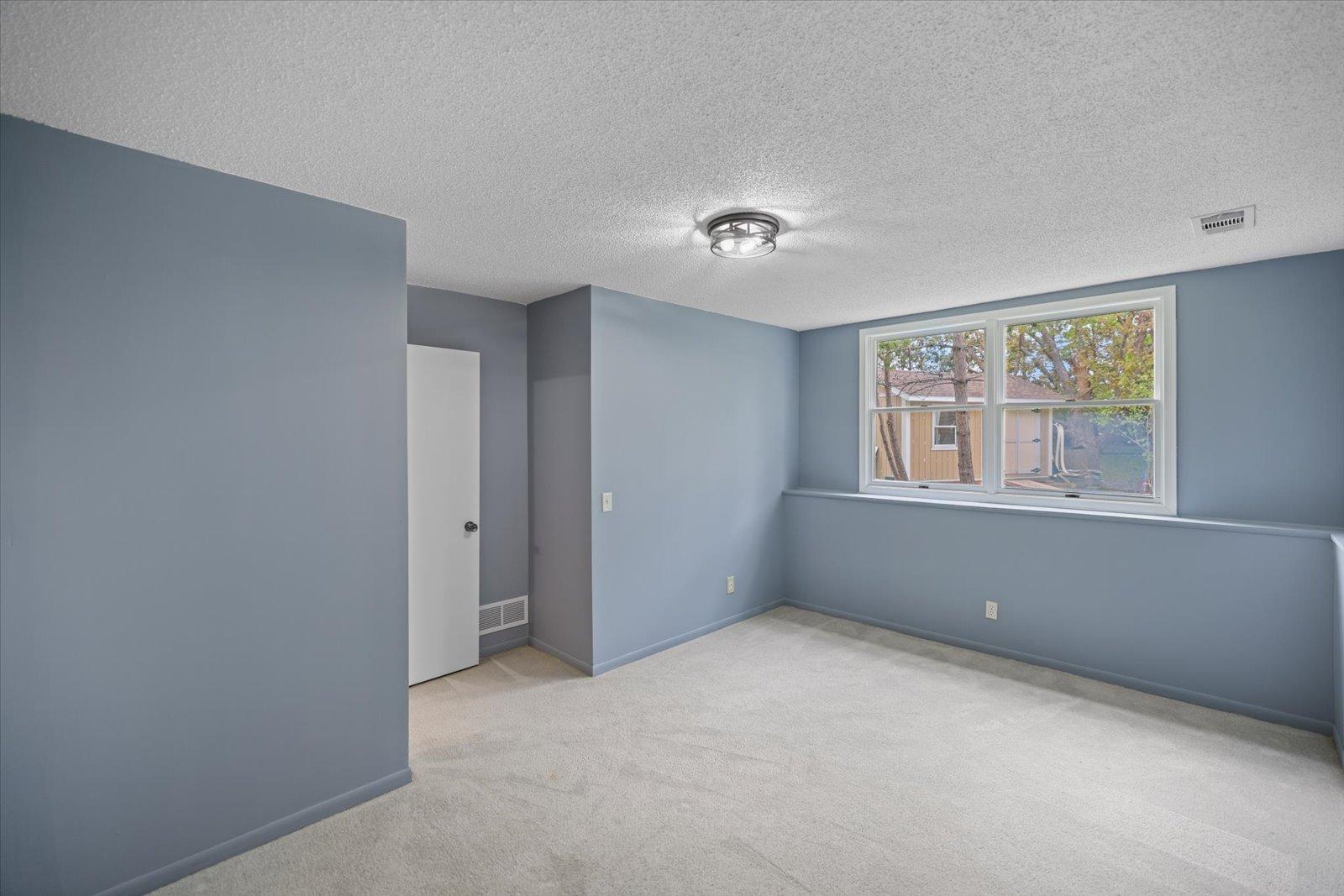 10.2 Bed 3.jpg