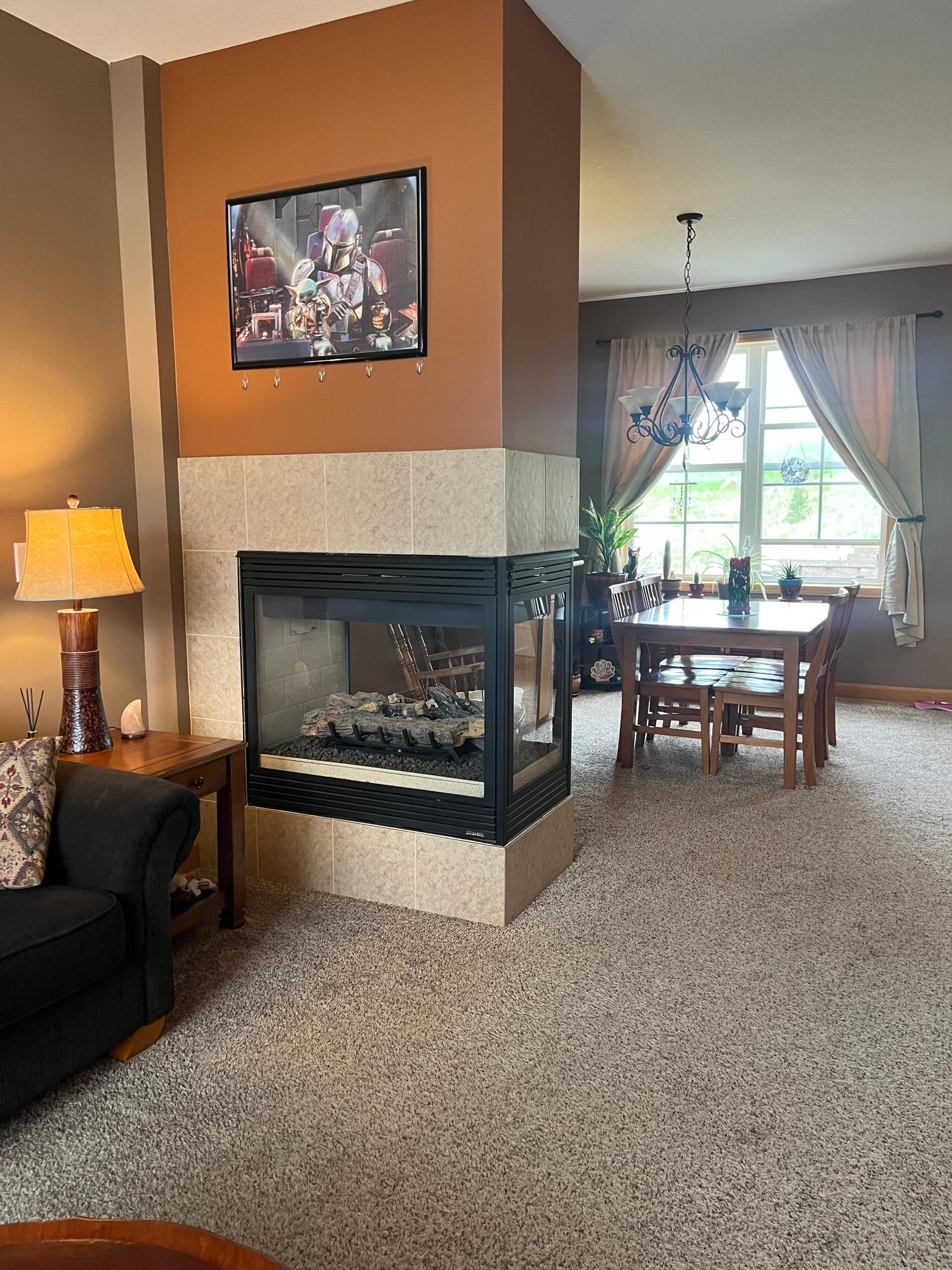 Livingroom - 2 sided fireplace