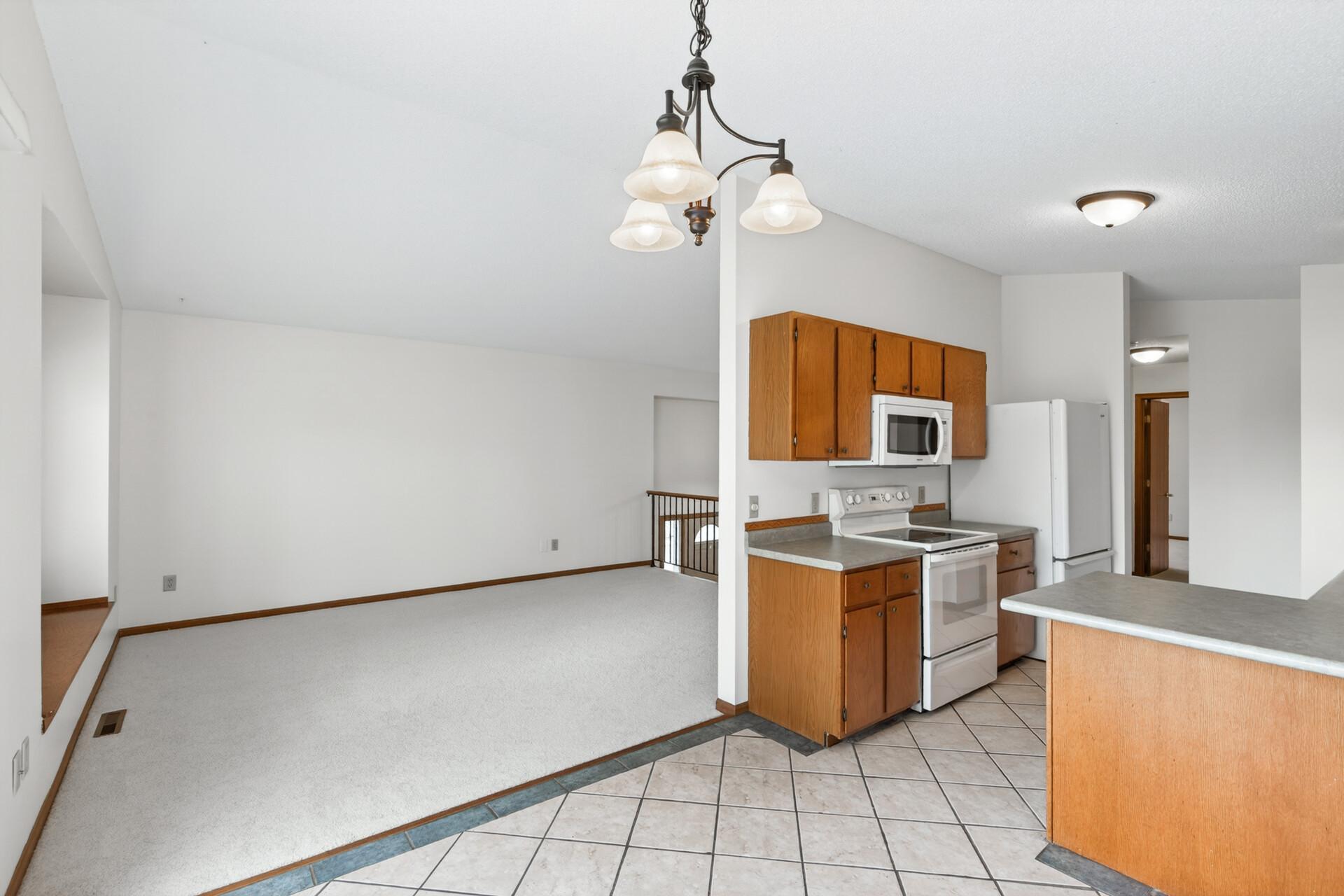 09_5546_Pompano9_mls.jpg
