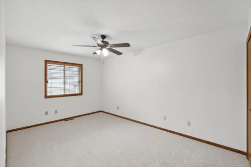 5546 Pompano Drive, Minnetonka, MN 55343