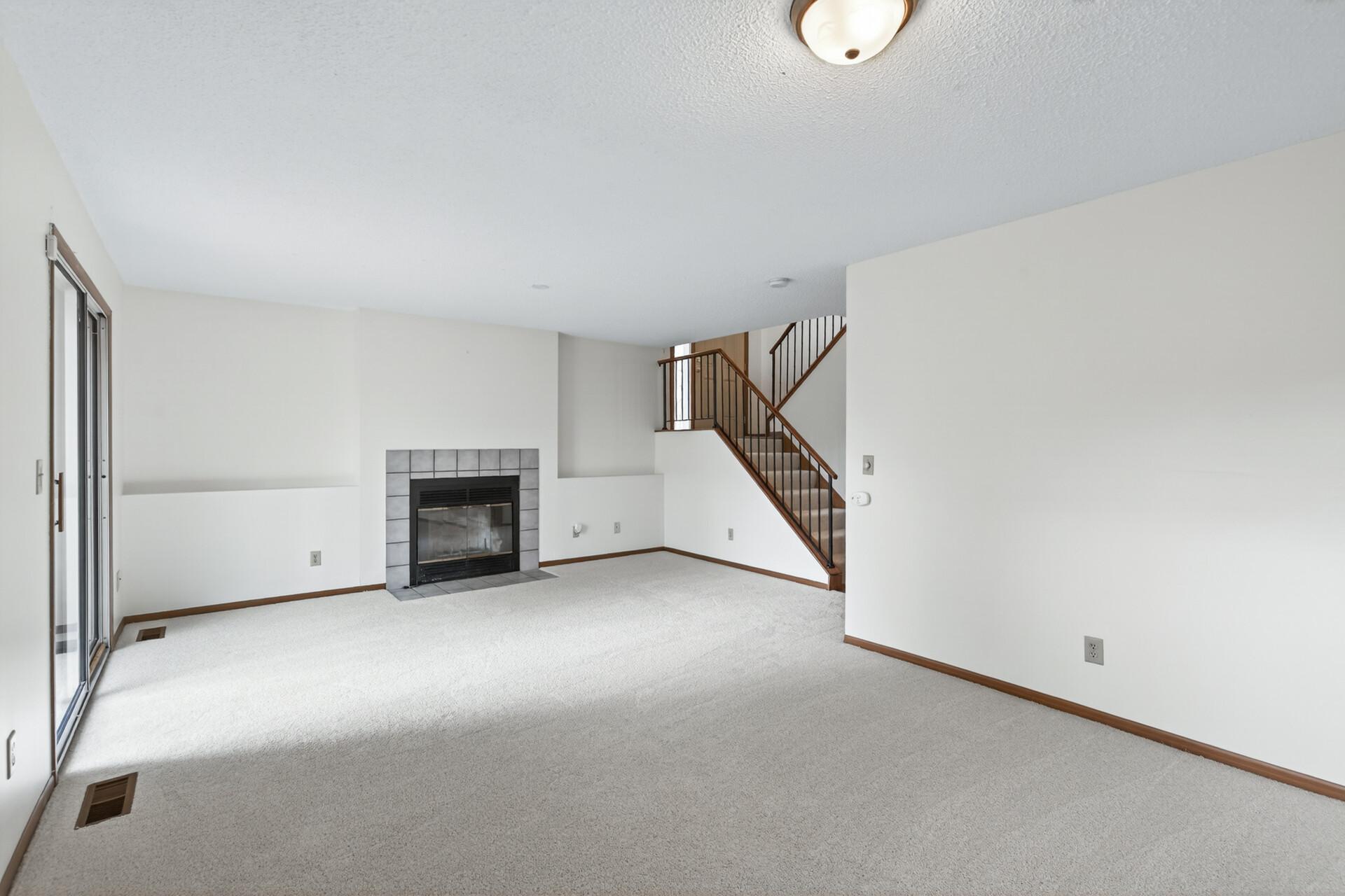 23_5546_Pompano23_mls.jpg