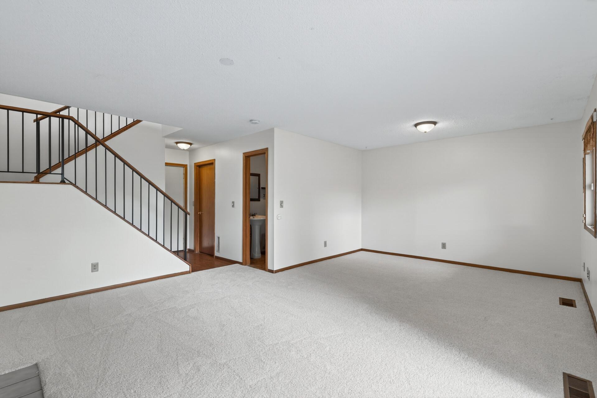 22_5546_Pompano22_mls.jpg