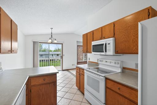 5546 Pompano Drive, Minnetonka, MN 55343
