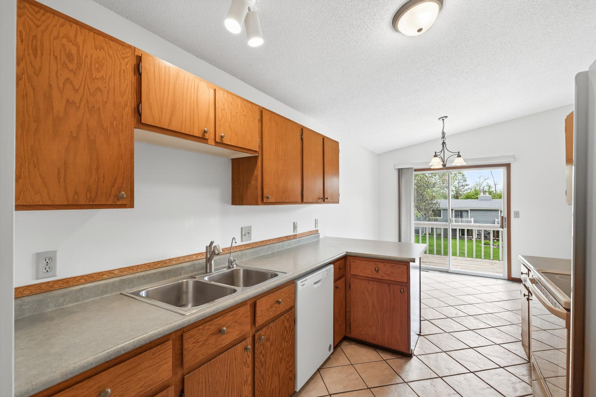12_5546_Pompano12_mls.jpg