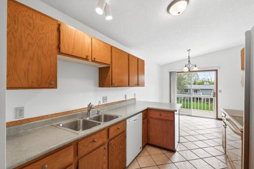 5546 Pompano Drive, Minnetonka, MN 55343