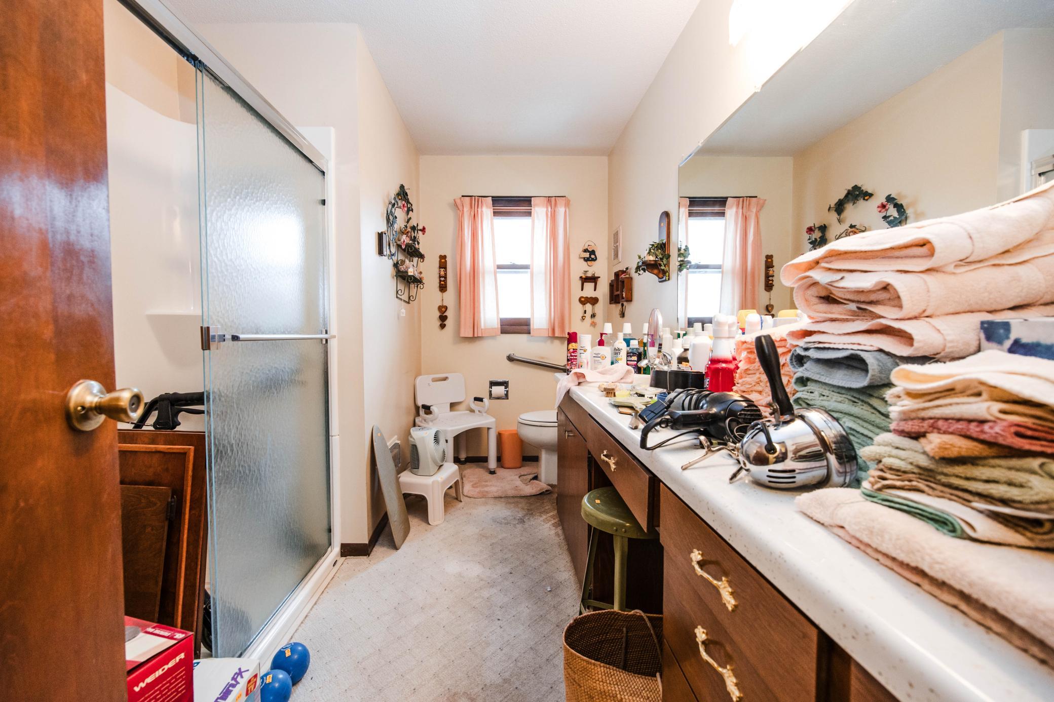ML Bathroom 1