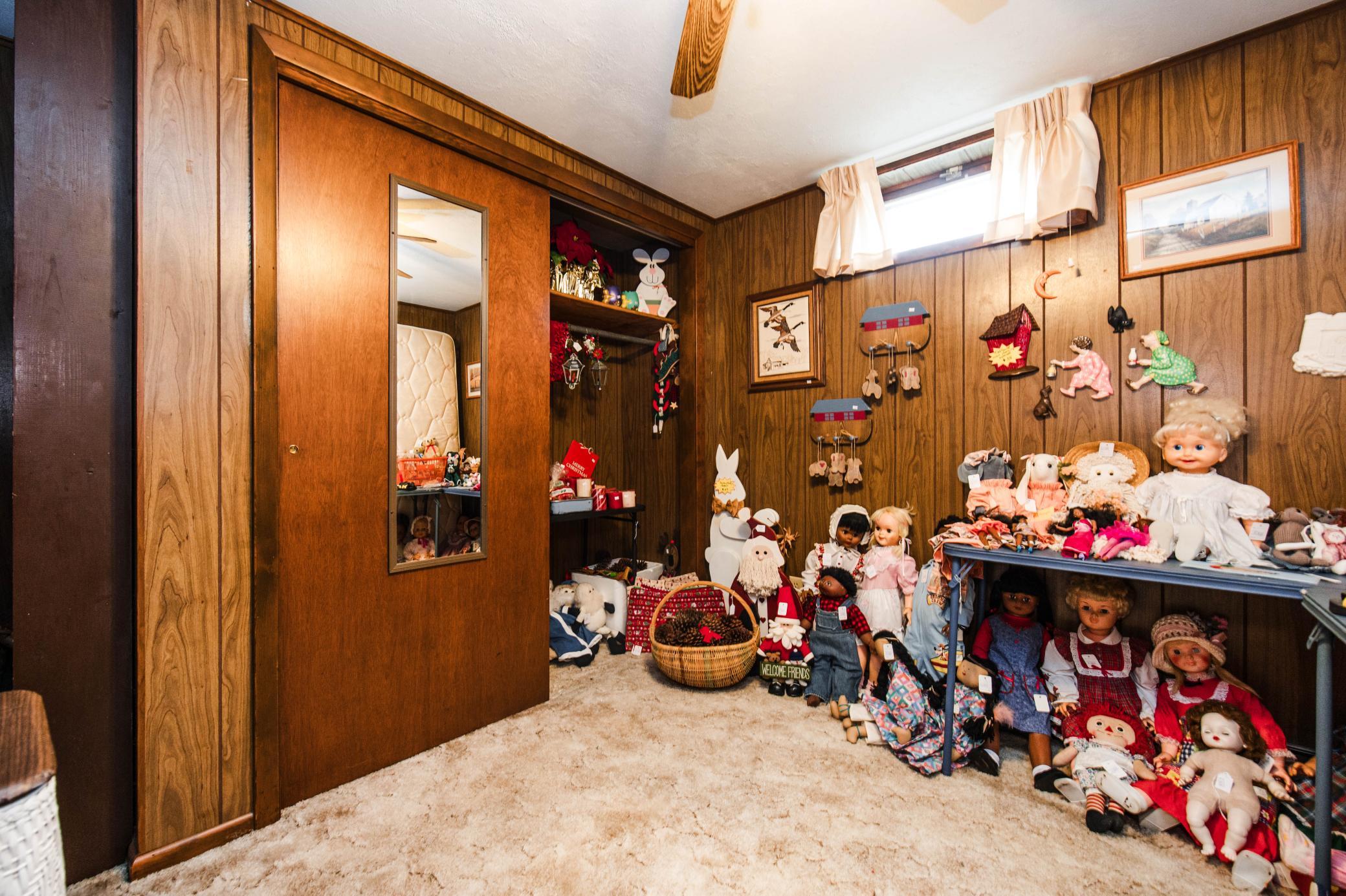 LL Bedroom 1