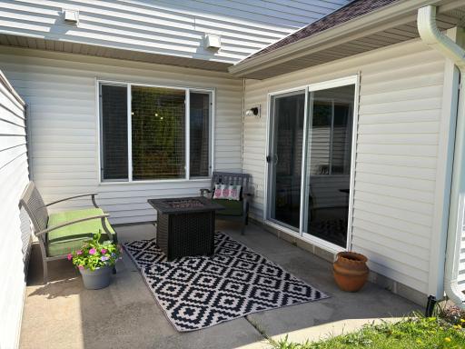 19595 Prairieview Drive, Rogers, MN 55374
