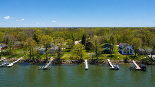 39409 Clearmont Road, Battle Lake, MN 56515