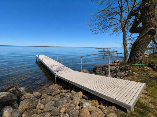 39409 Clearmont Road, Battle Lake, MN 56515