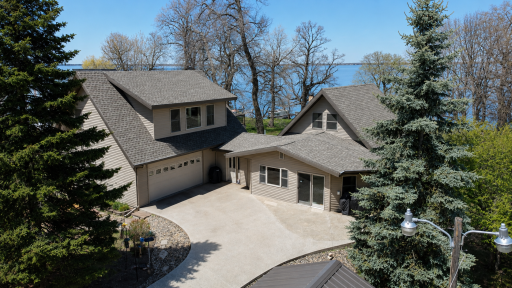 39409 Clearmont Road, Battle Lake, MN 56515