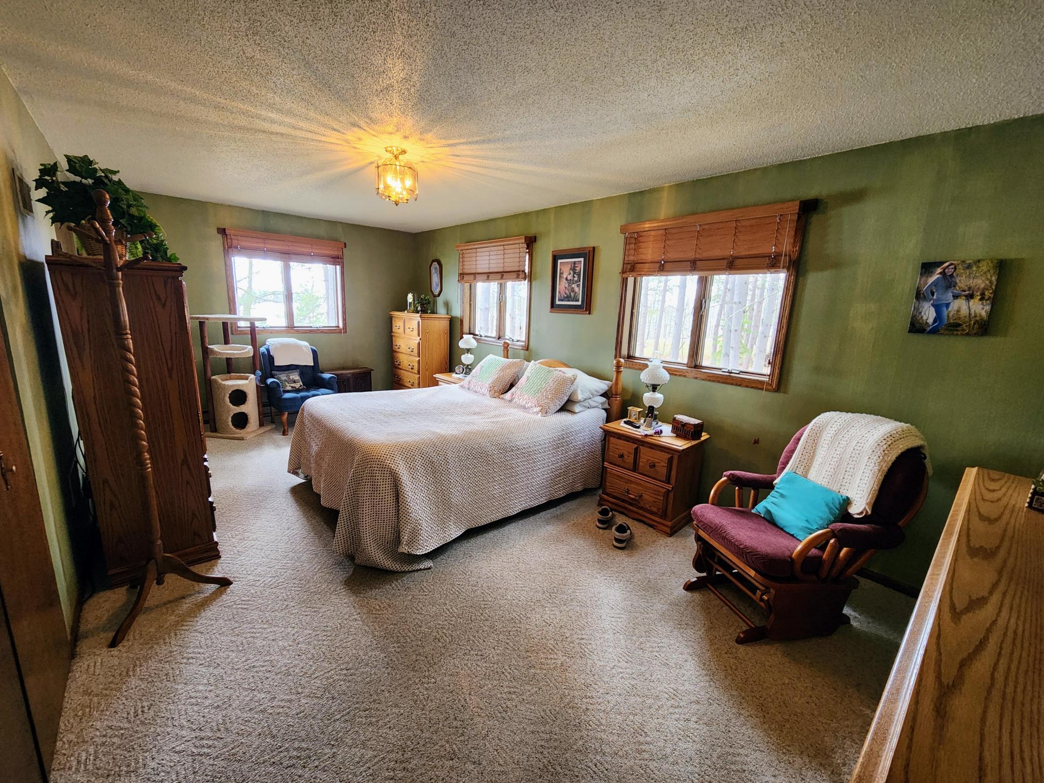 Oversized Primary Bedroom.jpg