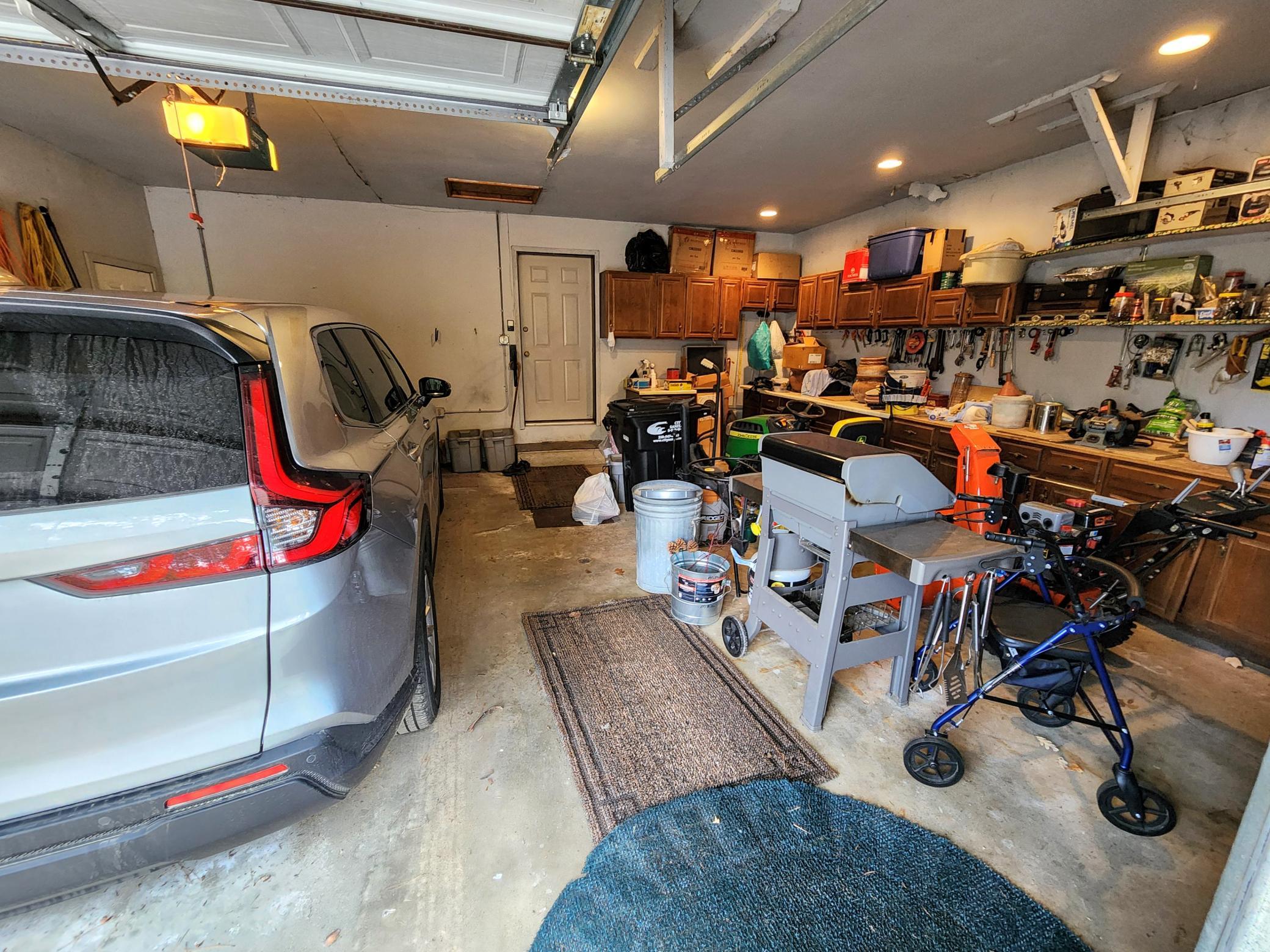 Garage Attached.jpg