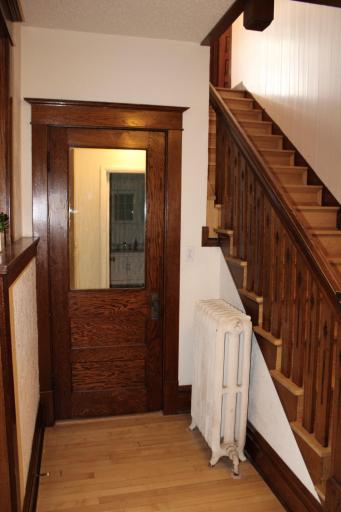 Beveled galls in the door!