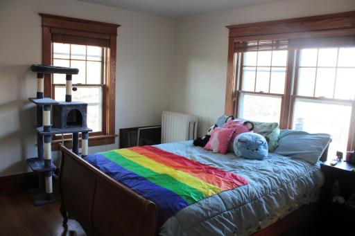 bedroom across from primary bed up
