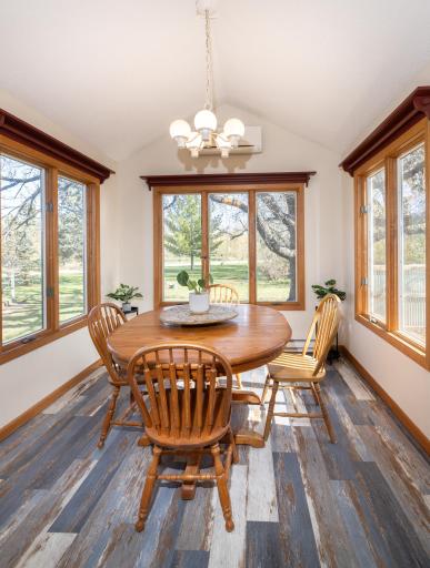Breakfast nook