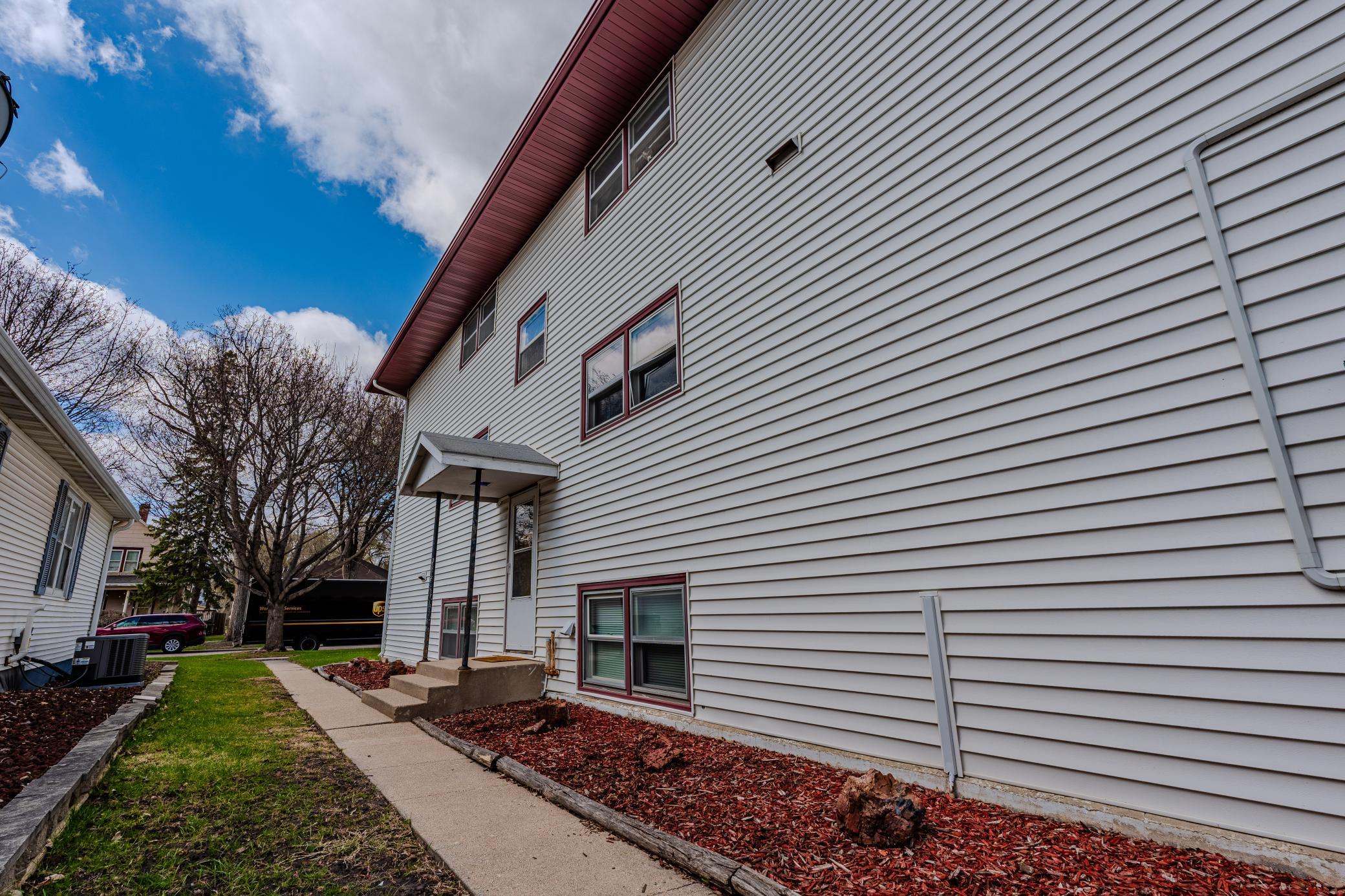 420 10th ave N Fargo side door.jpg