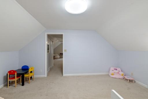 4257 Drew Avenue N, Minneapolis, MN 55422
