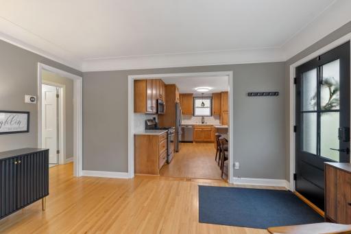 4257 Drew Avenue N, Minneapolis, MN 55422