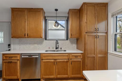 4257 Drew Avenue N, Minneapolis, MN 55422